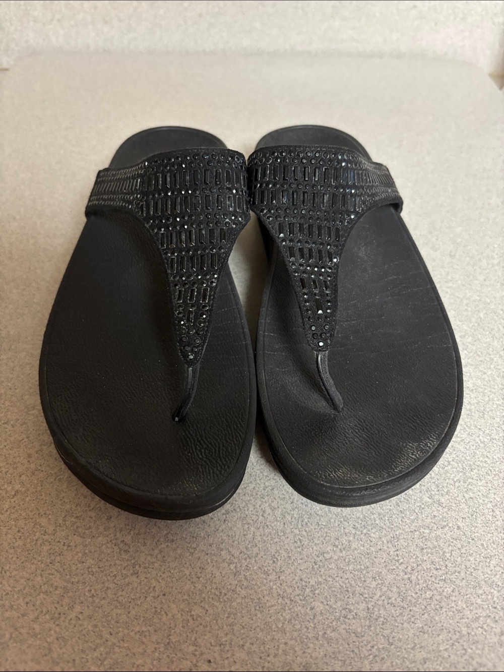 Fitflop Black Jeweled Thong Sandals size 8